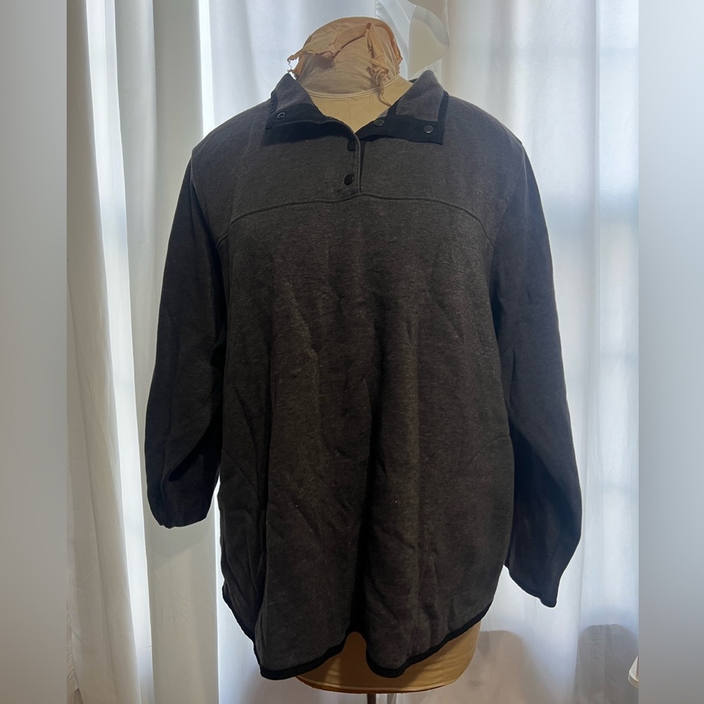 gray button up/quarter zip